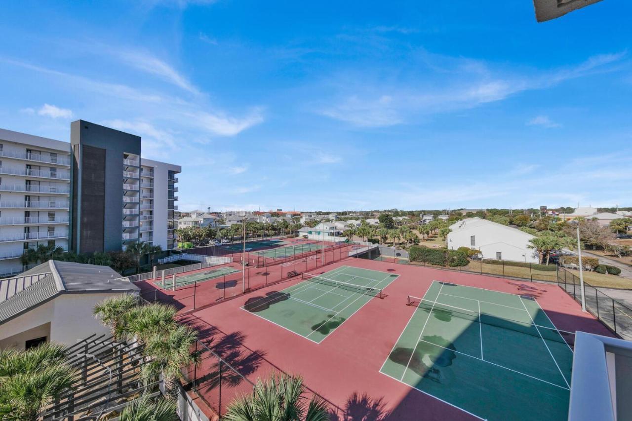 Mainsail 131 - Beachfront 2Br With Free Seasonal Beach Service 德斯廷 外观 照片